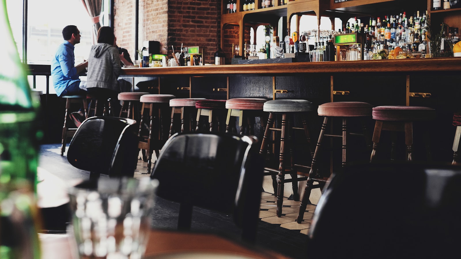 The Ultimate Edinburgh Pub Crawl Route (Cowgate & Grassmarket)